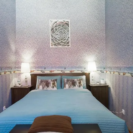 Saint Stephen Old Town Apartment Apartamento