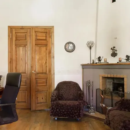 Saint Stephen Old Town Apartment