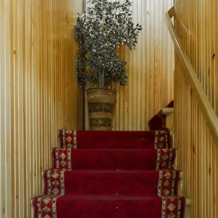 Saint Stephen Old Town Apartment *